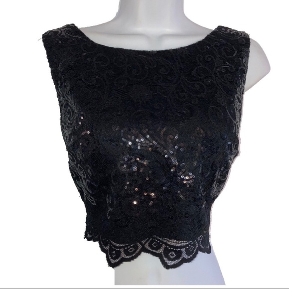 City Triangle Cropped Black Lace Sequin Sequin Top 9 - Picture 3 of 8
